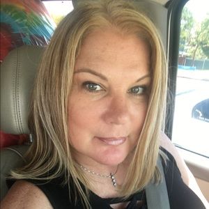 Meet your Posher, Jeanette